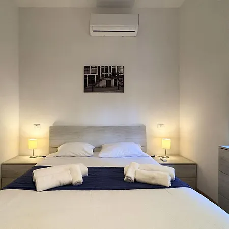 Jhhit Tuscolana 01 With Terrace Διαμέρισμα *