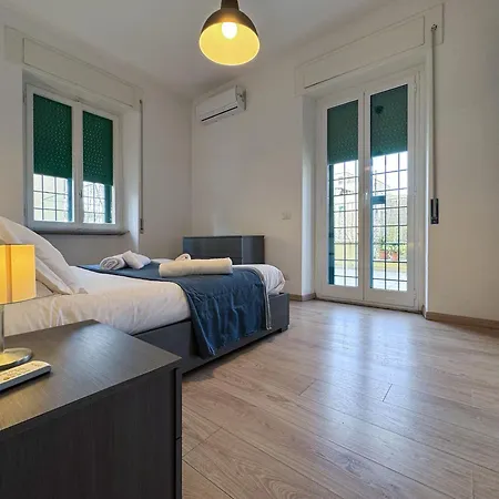 Jhhit Tuscolana 01 With Terrace Διαμέρισμα *